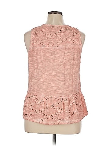 True Craft Sleeveless Blouse (view 2)
