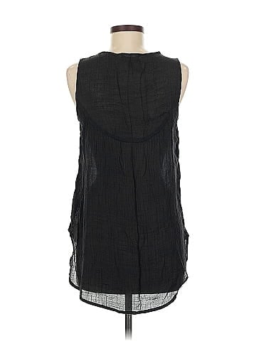 Melissa Paige Sleeveless Blouse (view 2)