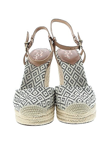 Crown Vintage Wedges (view 2)
