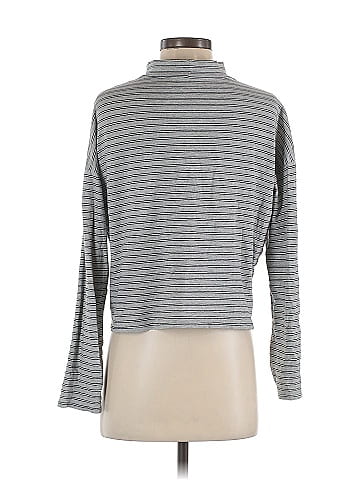 Everlane Long Sleeve Turtleneck (view 2)