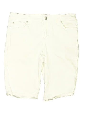 Bandolino Shorts (view 1)
