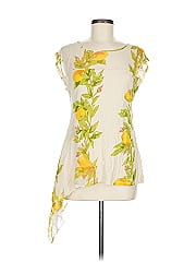 Tiny Sleeveless Blouse