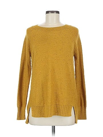 Old Navy Pullover Sweater (view 1)