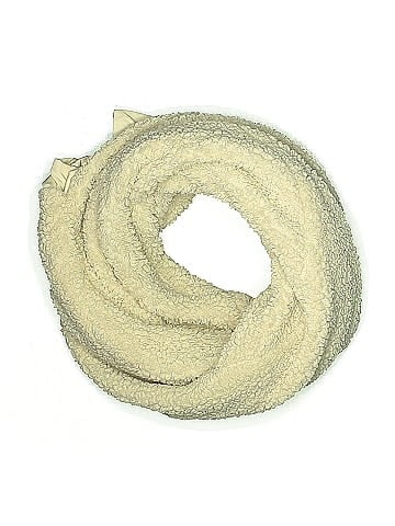 Muji Scarf (view 1)