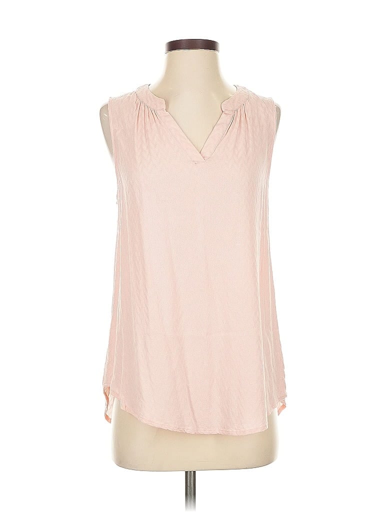 Click to view more detailed imagery on our partner's website Pre-owned Jack By Bb Dakota Sleeveless Blouse In Pink