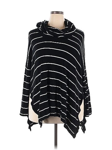 Lou & Grey Poncho (view 1)