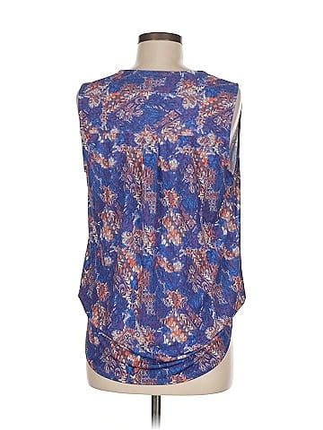 Veronica M. Sleeveless Blouse (view 2)