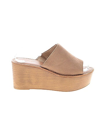 Chinese Laundry Wedges (view 1)