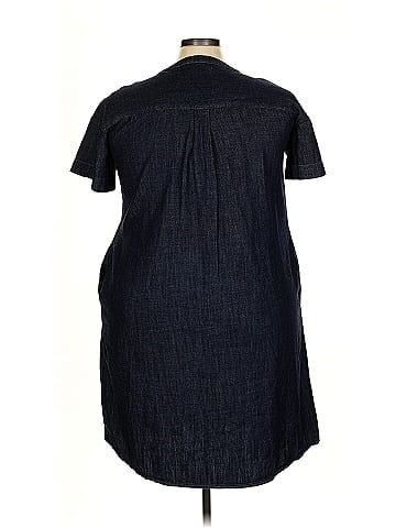Liz Claiborne Short Sleeve Top (view 2)