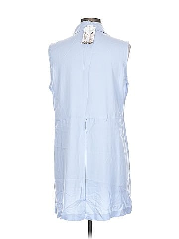 Simply Noelle Sleeveless Button-Down Shirt (view 2)