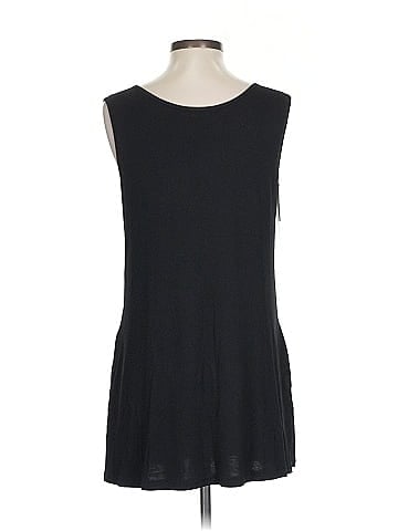 Coco + Carmen Sleeveless T-Shirt (view 2)