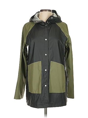 HerShe Raincoat (view 1)