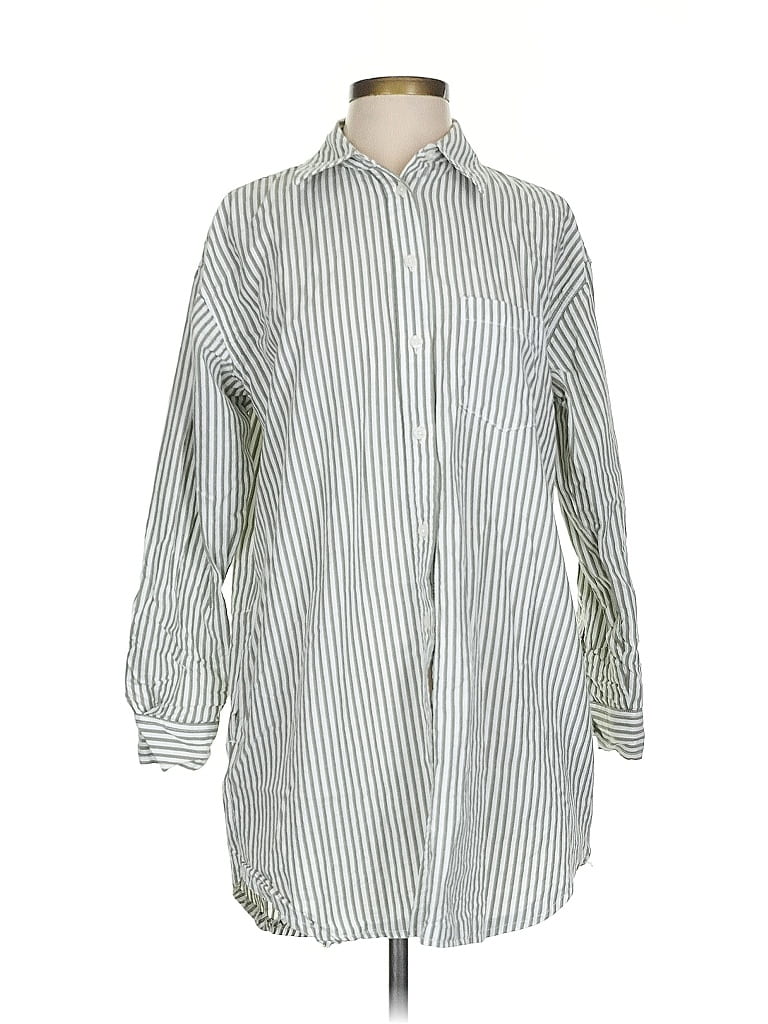 Pre-owned Universal Thread Long Sleeve Button Down Shirt In Silver