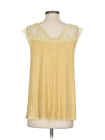 Pol Sleeveless Blouse (view 2)