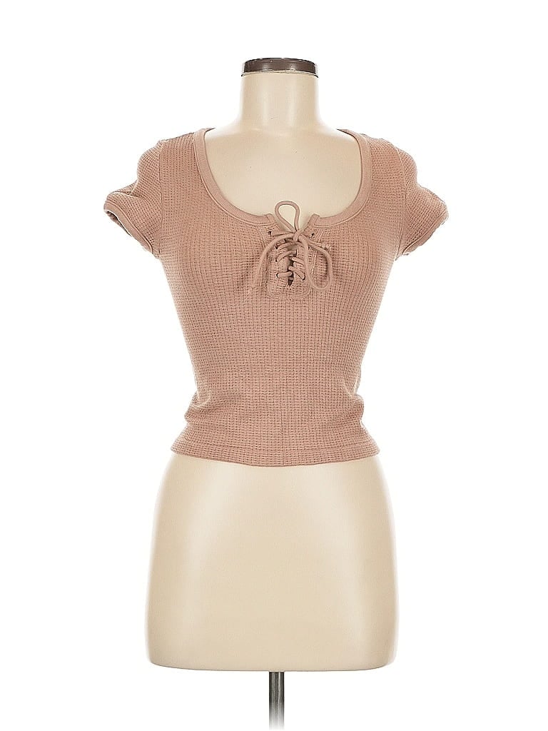 Almost Famous Tan Short Sleeve Top Size M - photo 1