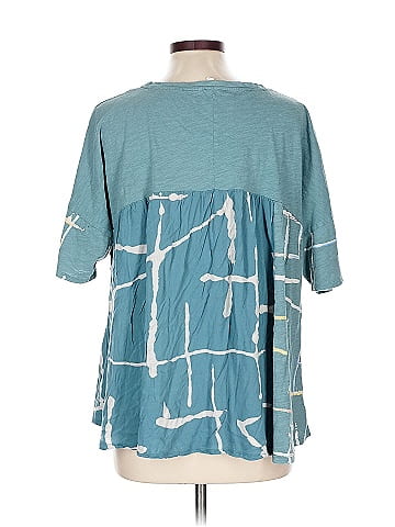 Akemi + Kin Short Sleeve Blouse (view 2)