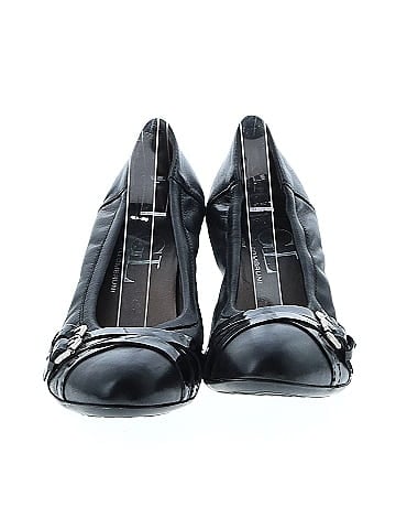 AGL Heels (view 2)