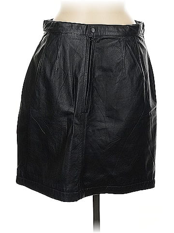 Wilsons Leather Classic Black Leather Pencil Skirt (view 1)