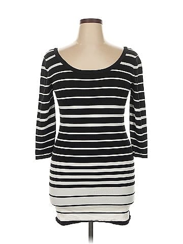 Xhilaration Casual Dress (view 1)