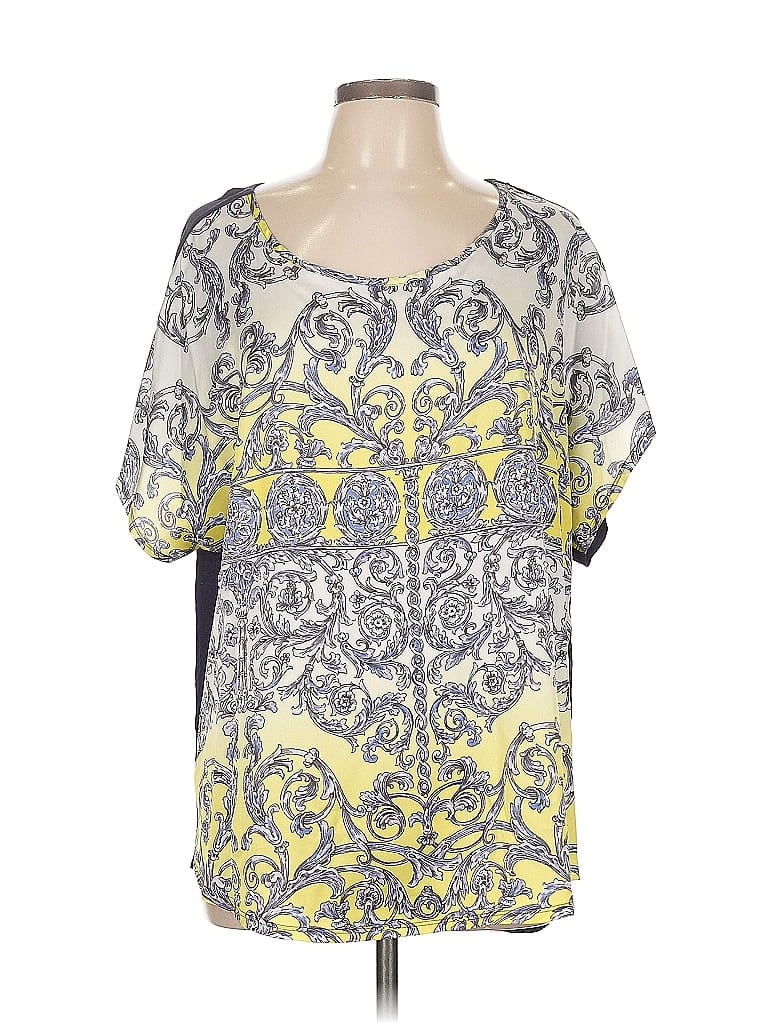 Pre-owned Avec Short Sleeve Blouse In Yellow