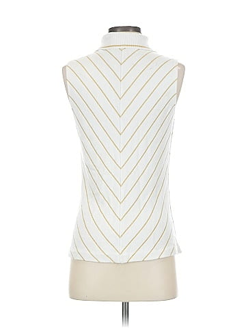 St. John Sport Vest (view 2)