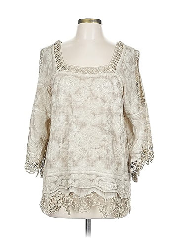 Democracy 3/4 Sleeve Blouse (view 1)