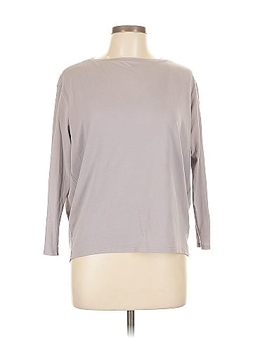 Lululemon Athletica 3/4 Sleeve T-Shirt (view 1)