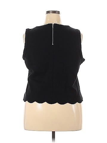 Elle Sleeveless Top (view 2)