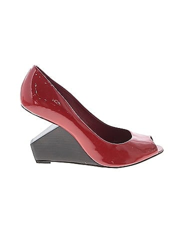 Pour La Victoire Heels (view 1)