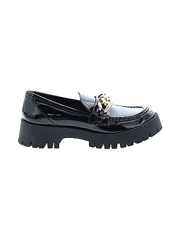 Guess Flats (view 1)