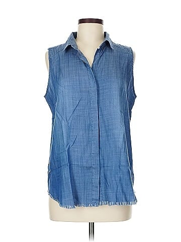 Velvet Heart Sleeveless Button-Down Shirt (view 1)