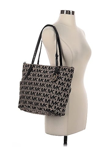 MICHAEL Michael Kors Shoulder Bag (view 2)