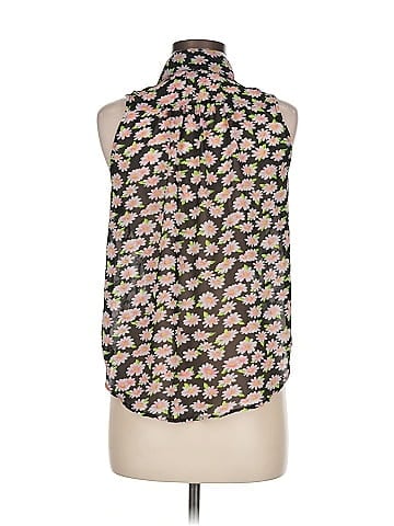 Wet Seal Sleeveless Blouse (view 2)