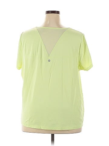LIVI Active Active T-Shirt (view 2)