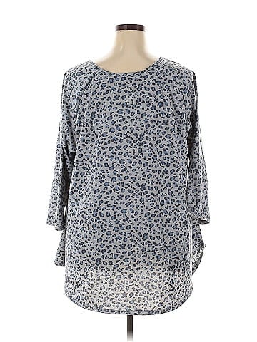 Kim & Cami Pullover Sweater (view 2)