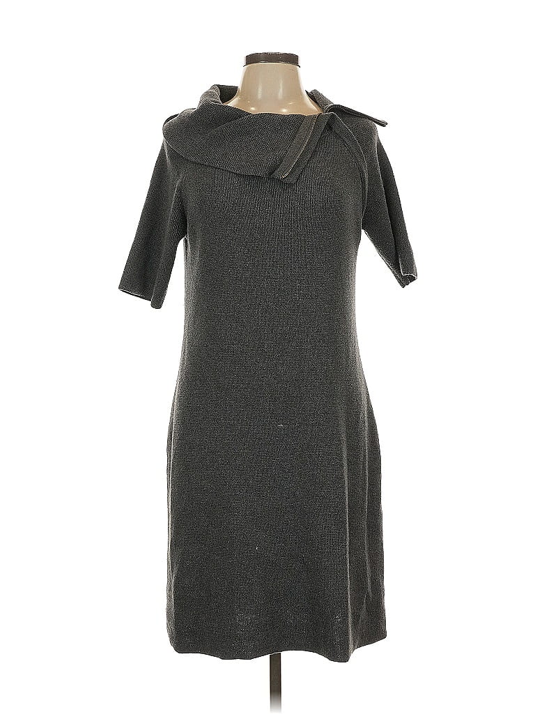 Click to view more detailed imagery on our partner's website Pre-owned Liz Claiborne Casual Dress In Gray