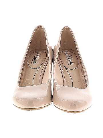 Life Stride Heels (view 2)