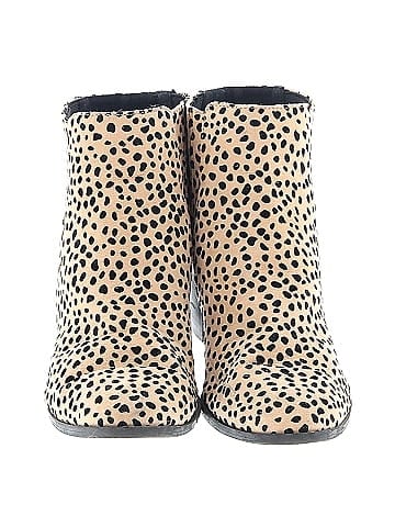 Qupid Ankle Boots (view 2)