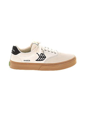 Cariuma Sneakers (view 1)
