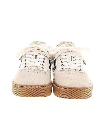 Cariuma Sneakers (view 2)