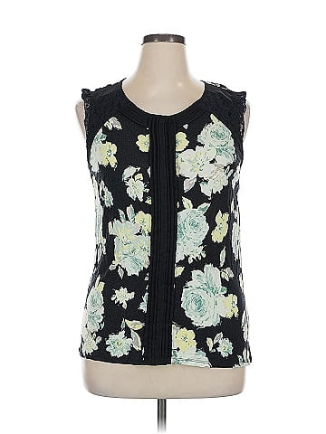 Elle Sleeveless Blouse (view 1)