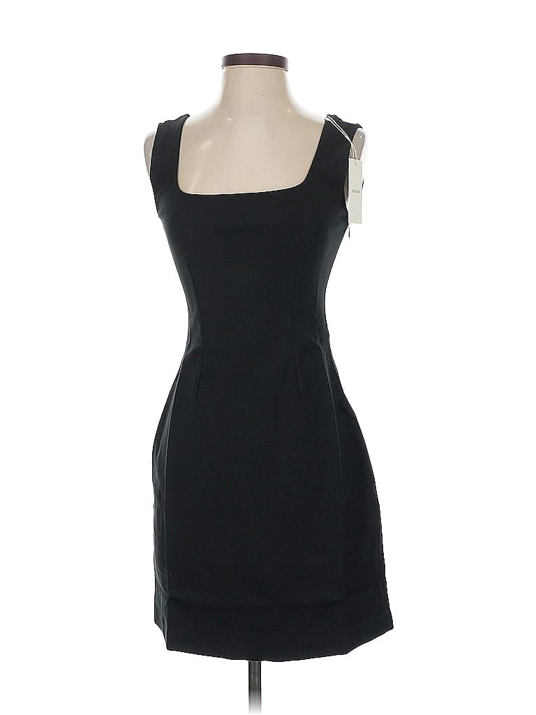 Pre-owned Everlane Casual Dress In Black