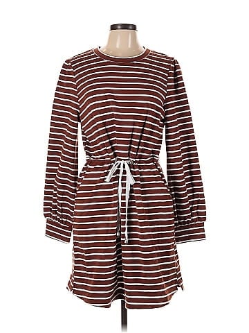 Betsey's Boutique Shop Casual Dress (view 1)