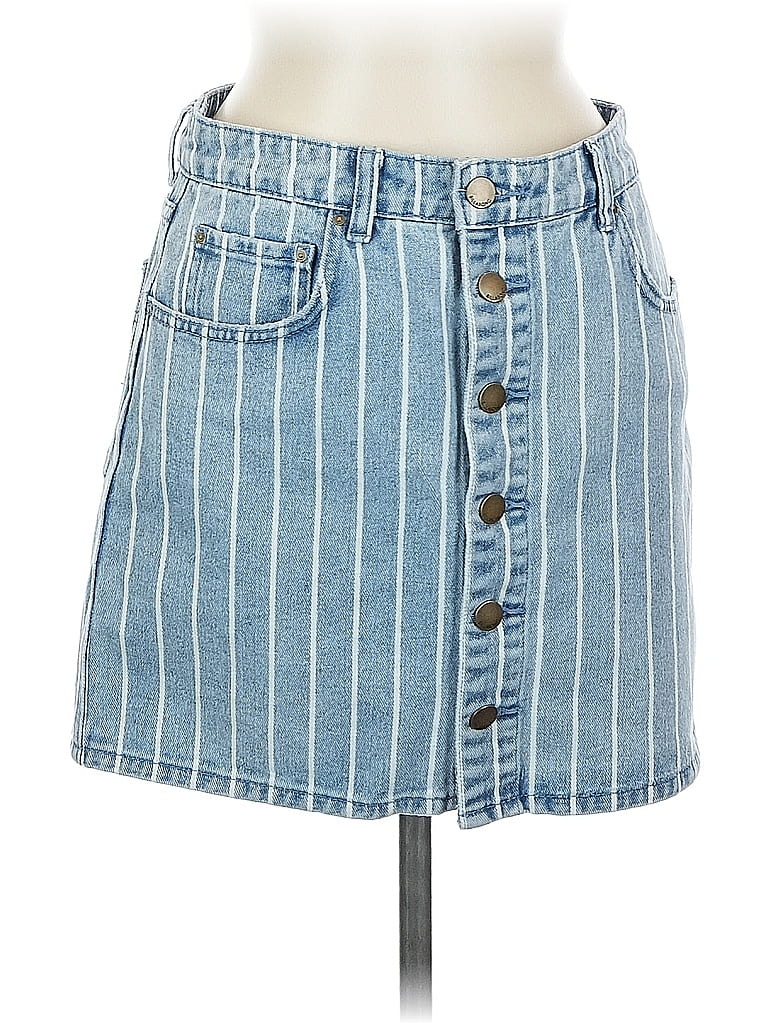 Click to view more detailed imagery on our partner's website Pre-owned Billabong Denim Skirt In Blue