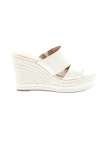 Crown Vintage Wedges (view 1)