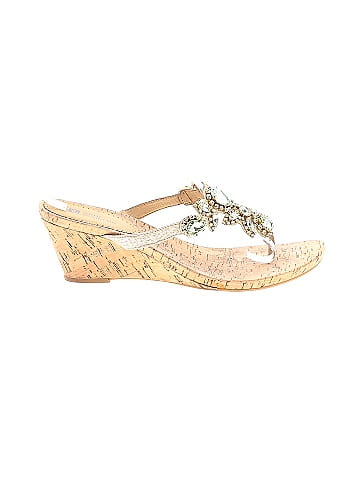 White Mountain Wedges (view 1)