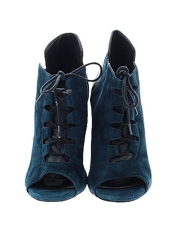 Pour La Victoire Heels (view 2)