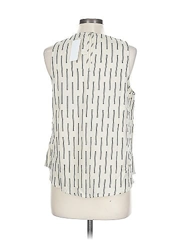 Fun2Fun Sleeveless Blouse (view 2)