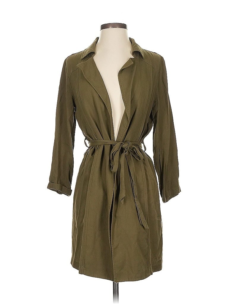 Click to view more detailed imagery on our partner's website Pre-owned Forever 21 Kimono In Green