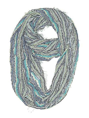 Isa & Stef Scarf (view 1)